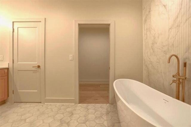 1566 Olympian SW Circle, Atlanta, GA 30310