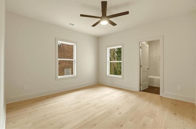 1566 Olympian SW Circle, Atlanta, GA 30310