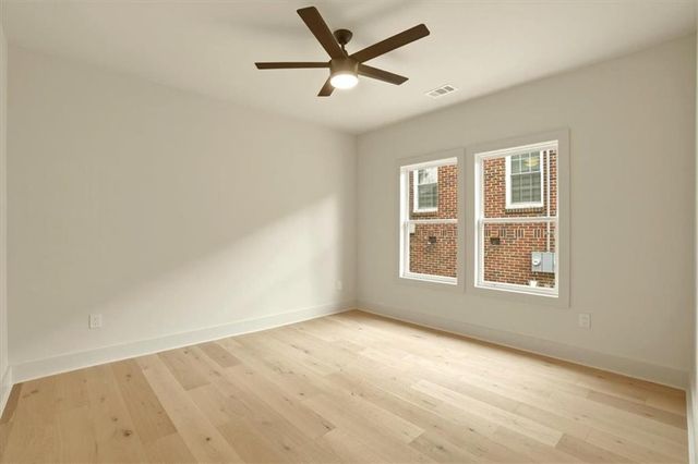 1566 Olympian SW Circle, Atlanta, GA 30310