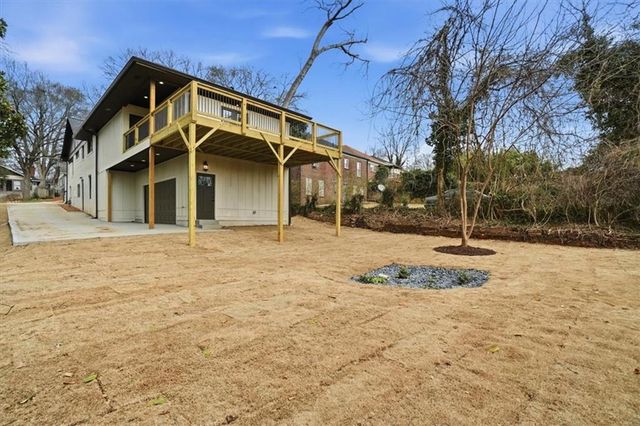 1566 Olympian SW Circle, Atlanta, GA 30310