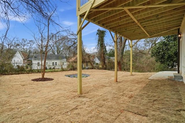 1566 Olympian SW Circle, Atlanta, GA 30310