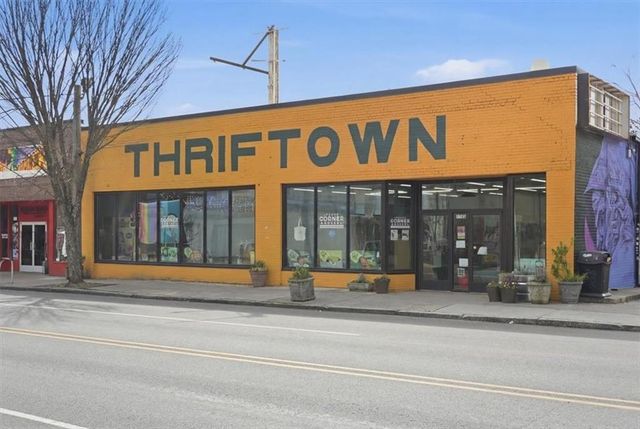 1566 Olympian SW Circle, Atlanta, GA 30310