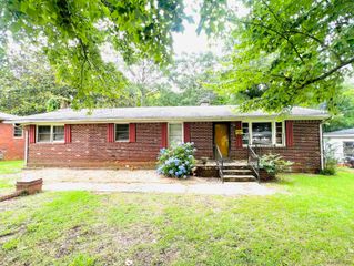 453 Lucerne Drive, Spartanburg, SC 29302