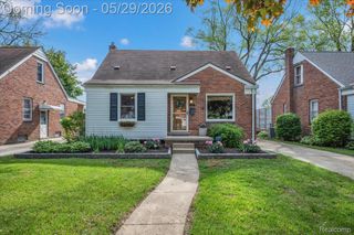 2934 N Altadena Avenue, Royal Oak, MI 48073