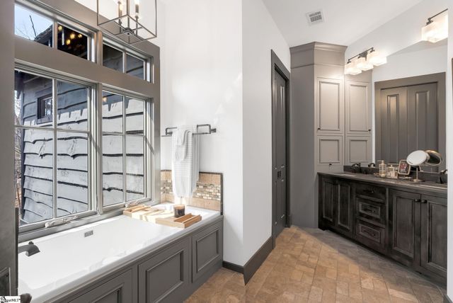 231 Quay Court, Sunset, SC 29685