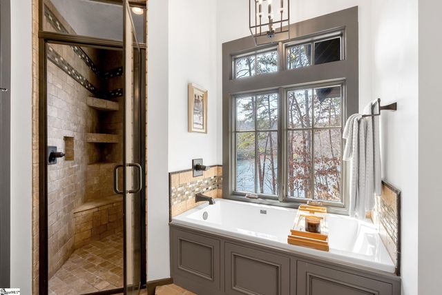 231 Quay Court, Sunset, SC 29685