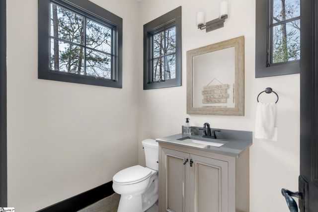 231 Quay Court, Sunset, SC 29685