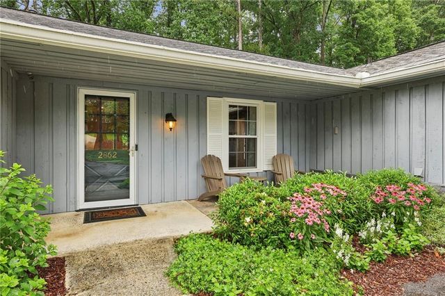 2862 Dunnington Circle, Atlanta, GA 30341