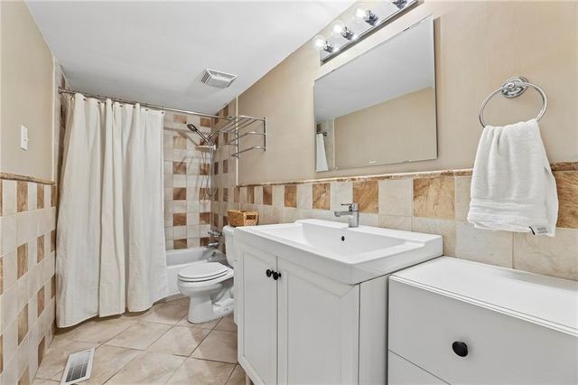 2862 Dunnington Circle, Atlanta, GA 30341