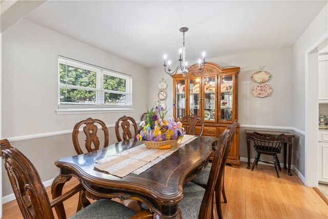 8446 Par Lane, Rogers, AR 72756