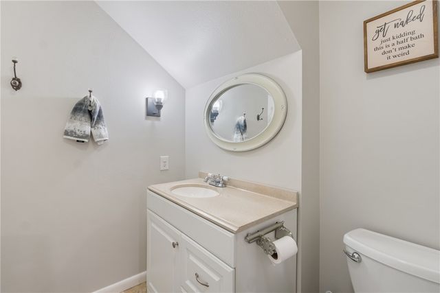 8446 Par Lane, Rogers, AR 72756