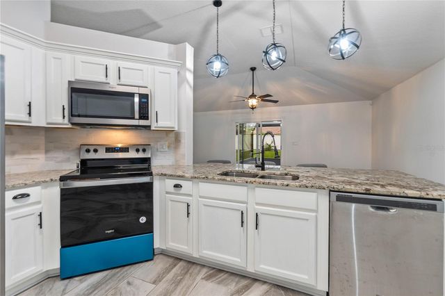 137 WELLWOOD LANE, Palm Coast, FL 32164