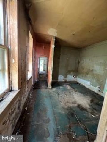 6603 TULIP ST, Philadelphia, PA 19135