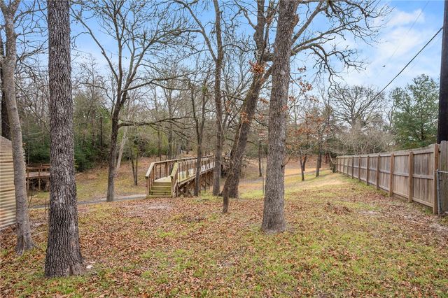 2500 Raintree Drive, College Station, TX 77845