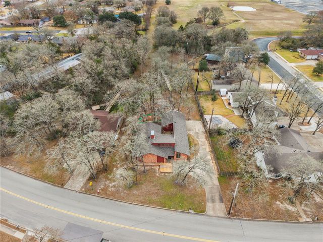 2500 Raintree Drive, College Station, TX 77845