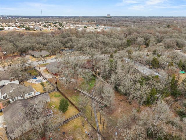 2500 Raintree Drive, College Station, TX 77845