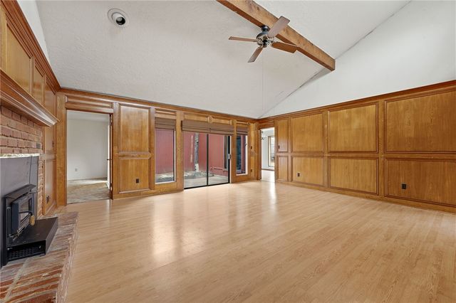 2500 Raintree Drive, College Station, TX 77845