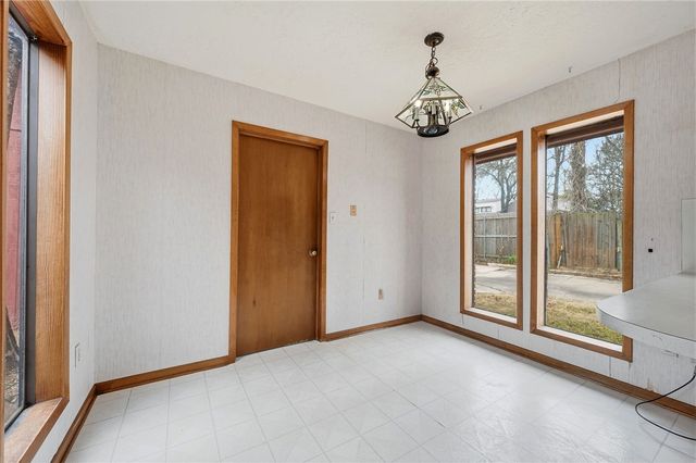 2500 Raintree Drive, College Station, TX 77845