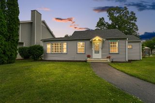 36889 N OAKWOOD Drive, Lake Villa, IL 60046