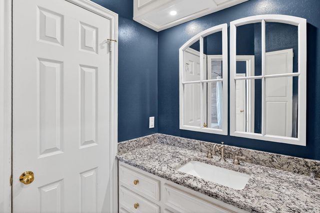 207 Hearthstone Circle, College Station, TX 77840