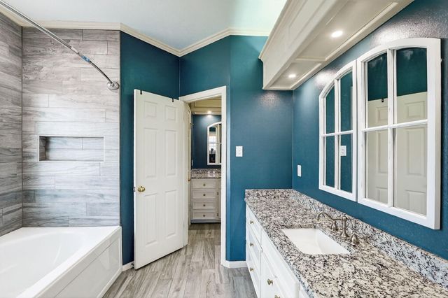 207 Hearthstone Circle, College Station, TX 77840