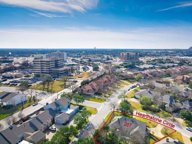 207 Hearthstone Circle, College Station, TX 77840