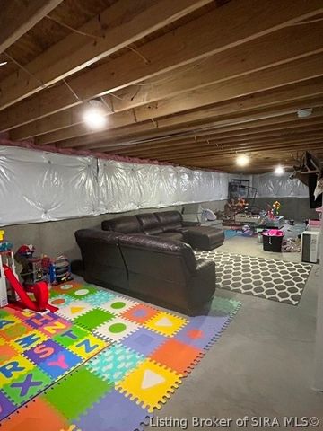 8717 Black Oak Drive, Charlestown, IN 47111