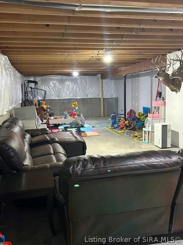 8717 Black Oak Drive, Charlestown, IN 47111