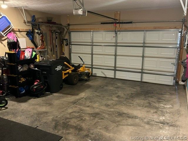 8717 Black Oak Drive, Charlestown, IN 47111