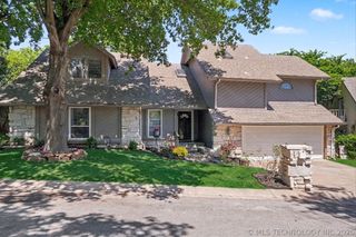 9707 S Lakewood Place, Tulsa, OK 74137