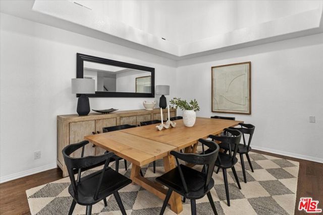 7321 Westlawn Avenue, Los Angeles, CA 90045
