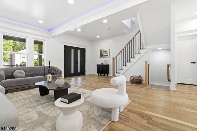 47 Darling Ave, Bloomfield Twp., NJ 07003