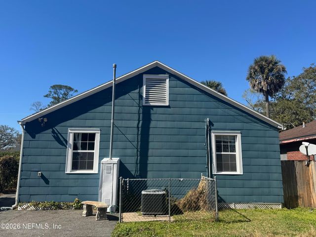 3230 MAYFLOWER Street, Jacksonville, FL 32205