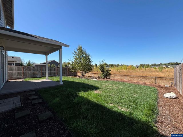 4325 Somerset Dr NE, Albany, OR 97322