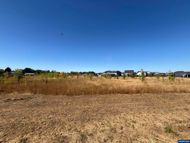 4325 Somerset Dr NE, Albany, OR 97322