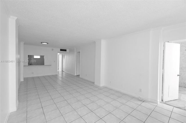 2903 N Miami Beach Boulevard 806, North Miami Beach, FL 33160
