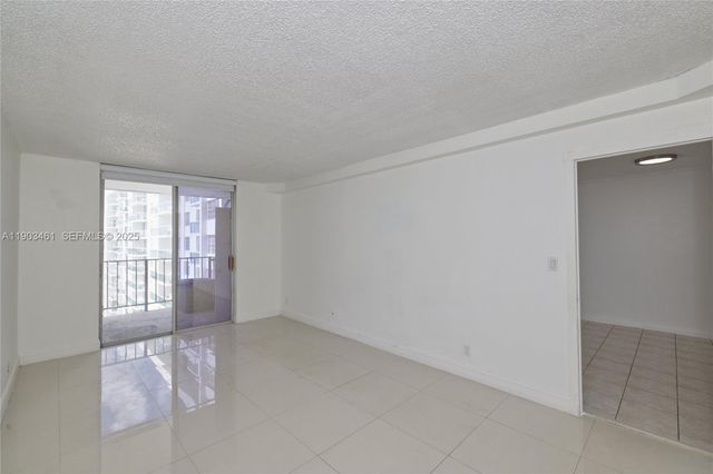 2903 N Miami Beach Boulevard 806, North Miami Beach, FL 33160