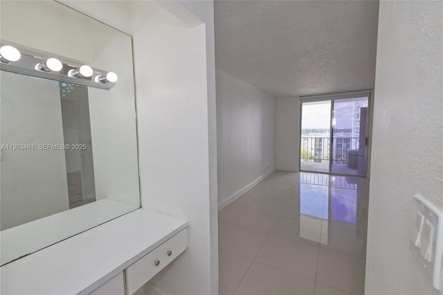2903 N Miami Beach Boulevard 806, North Miami Beach, FL 33160
