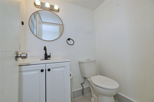 2903 N Miami Beach Boulevard 806, North Miami Beach, FL 33160