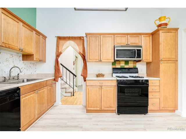 3073 S Xanthia St, Denver, CO 80231