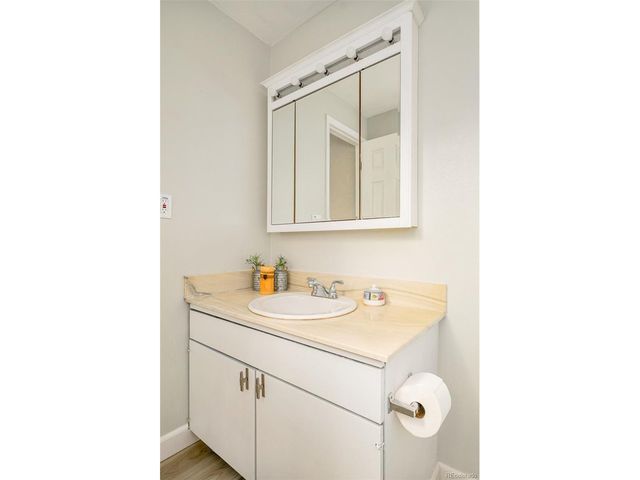 3073 S Xanthia St, Denver, CO 80231
