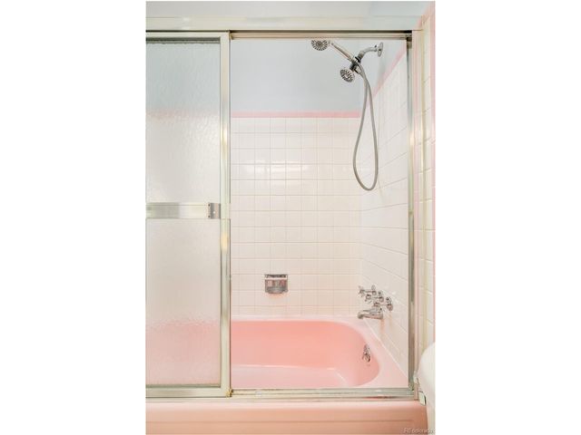3073 S Xanthia St, Denver, CO 80231