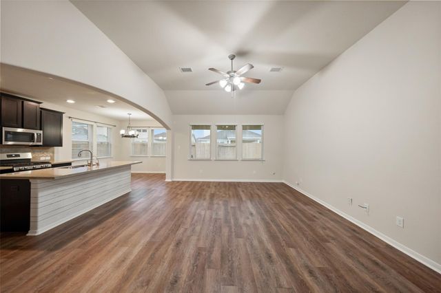 5182 Echo Falls Drive, Alvin, TX 77511
