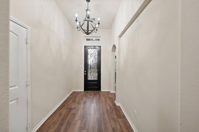 5182 Echo Falls Drive, Alvin, TX 77511