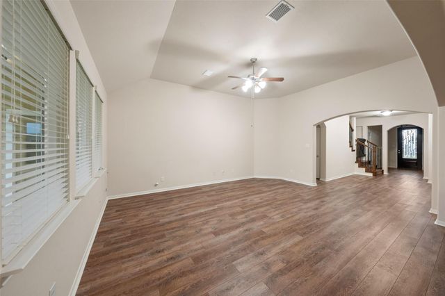 5182 Echo Falls Drive, Alvin, TX 77511