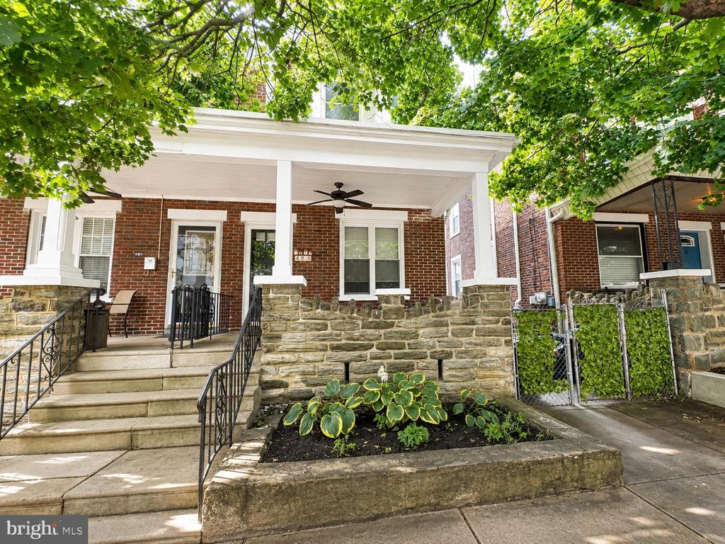 495 LEMONTE ST, PHILADELPHIA, PA 19128 — photo 2