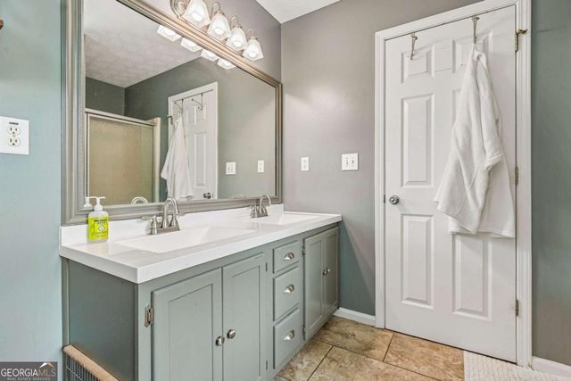 3582 Ridings Court NW, Kennesaw, GA 30144