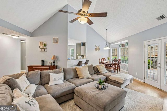 3582 Ridings Court NW, Kennesaw, GA 30144