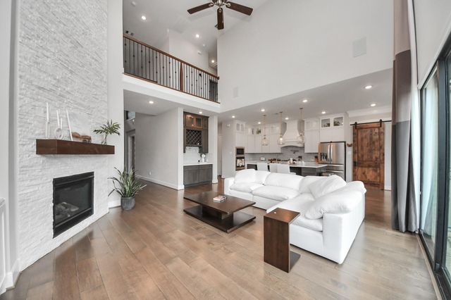 10611 Sawmill Park Drive, Missouri City, TX 77459