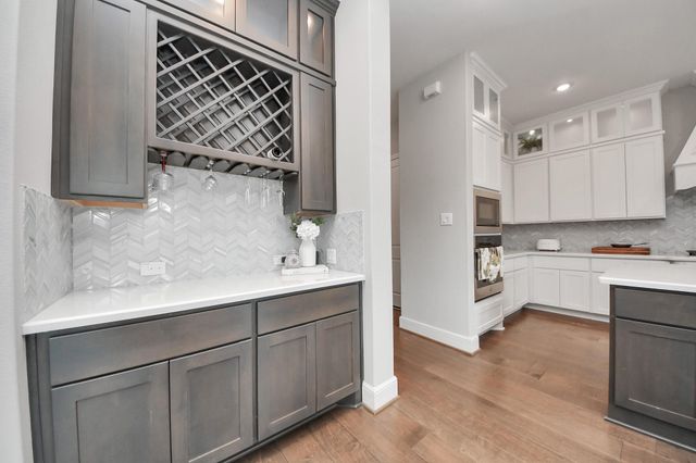 10611 Sawmill Park Drive, Missouri City, TX 77459